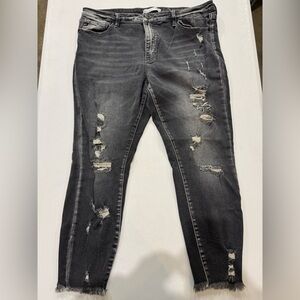 KanCan Women’s Black Distressed Skinny Jeana